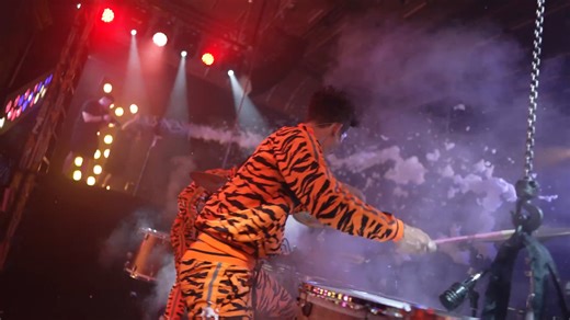 12K views · 1.9K reactions | IT'S AN 80'S SUMMER - and it starts...