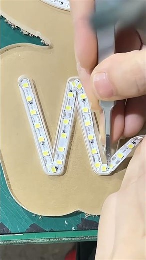 “Why Making Neon Signs Feels So Healing 🧠💙” #scienceproject #experiment