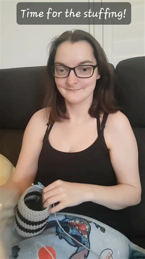 This is my first video like this, making my cute little critters. If you want the inexpensive crochet pattern you can find it here - https://nicolarattleydesigns.etsy.com #crochet #crochetinspiration #crocheting #bumblebee #viralreelschallenge | Nicola Rattley Designs