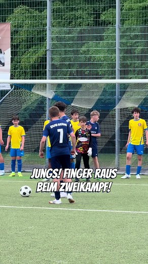 Schiedsrichterentscheidungen im Fußball erklärt