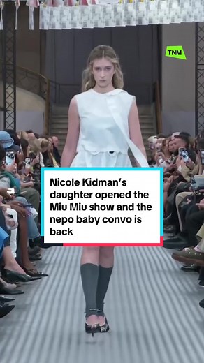 Nicole Kidman and Keith Urban’s 16-year-old daughter Sunday Rose made her catwalk debut at Paris Fashion Week, opening the show for Miu Miu. It’s sparked a lot of conversation online… but maybe that’s exactly what they wanted?! #nicolekidman #keithurban #sundayrosekidmanurban #miumiu #parisfashionweek #nepo #nepobaby