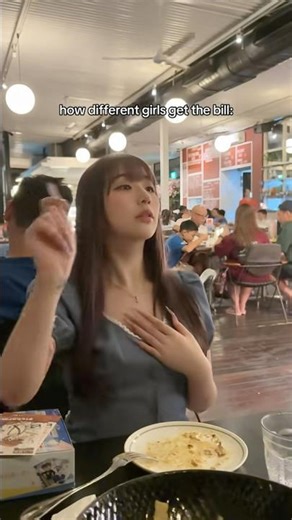 the fact that her movements was what got the waitress to come over 😭😭