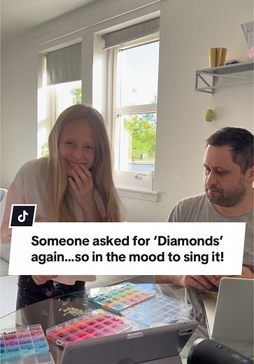 Cover of Rihanna's 'Diamonds' with Heartfelt Emotion