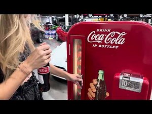 Vintage Coca-Cola Vendo Model H81A Vending Machine Operation