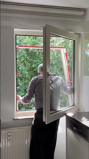 Fliegengitter für Balkontür, Terrassentür & Fenster nach Maß – Schnelle Montage ohne Bohren