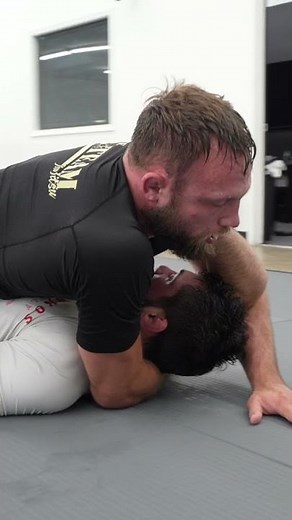 Craig Jones Insane Wrist-lock Finish 🤯 | B-Team Jiu Jitsu