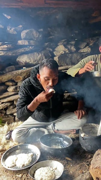 Primitive Cave Cooking: Organic Rice Kheer in a Hidden Himalayan Village | Authentic Nepal Mountain