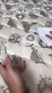 Einfach Salz auf die alte schmutzige Matratze streuen und Sie werden nie wieder eine Matratze kaufen! | Tipps und Tricks