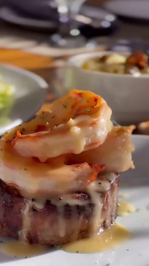 Ocean Prime Surf N Turf with all the sides – the best of land, sea, and everything in between. ⁠ ⁠ Video: @oceanprimbh | Ocean Prime