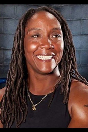 Valerie Mahfood KO’s Ann Wolfe, But Laila Ali Defeats Mahfood Who’s the Better Boxer?