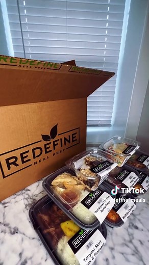 Psst… 🔑 to staying on track with your #summergoals is having healthy, delicious #mealprep at your fingertips. Shop now 👉🏼 redefinemeals.com for #delivery or visit any of our 10 grab-and-go locations on #longisland 📍 . . . #fyp #trending #foodie #fittok #gymtok