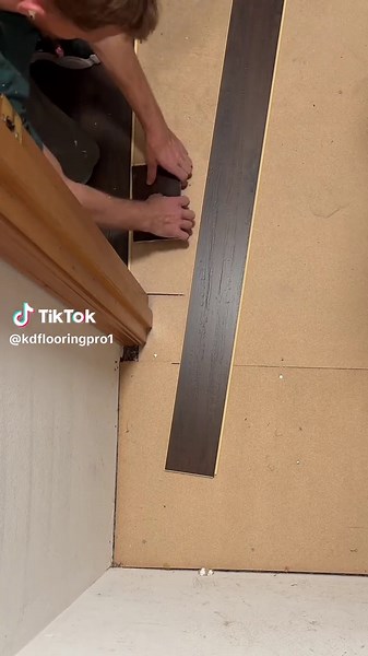 How to Lay a Floor Using Simple Boards