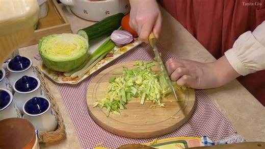 Embracing Simple Living | Cozy Winter Days in the Countryside | Cooking & Crafting a Bird Feeder #08