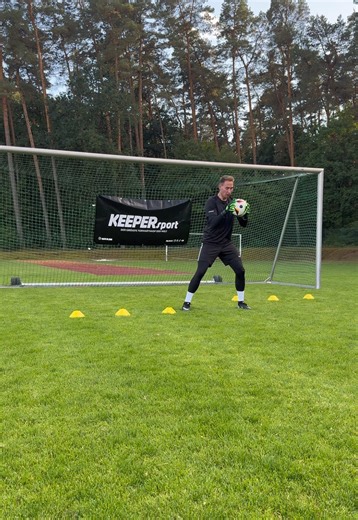 Essential Tips for Football Goalkeeper Training