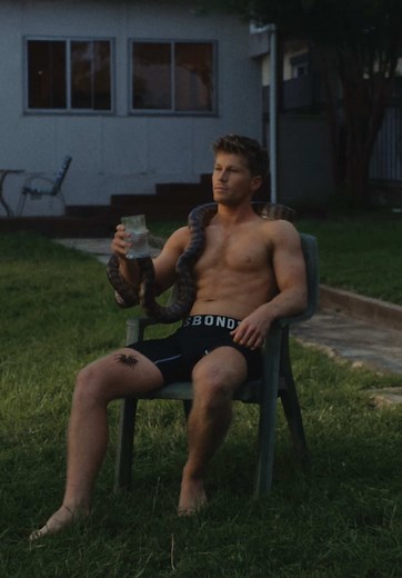 Aussie Underwear Style with Robert Irwin and Wildlife