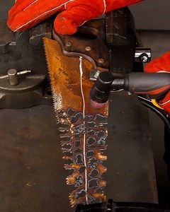 New Life For A Rusty Saw | Crafty Panda