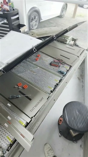 Tesla Model S Performance hv battery repair by AutoMove AB #mechanic #automobile #custom #tesla