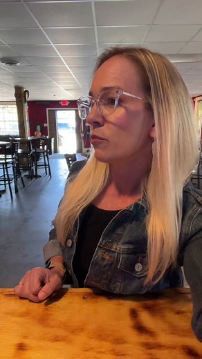 😂😂 usually when people order a Tito’s and vodka they realize what they said and we have a laugh together, but acting this one out was pretty satisfying #titosandvodka#rudecustomer#getarealjob#bartenderstories#satisfying#drama#titosvokda#bartender#rbv