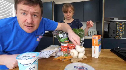 Cheap VS Expensive Chicken Curry