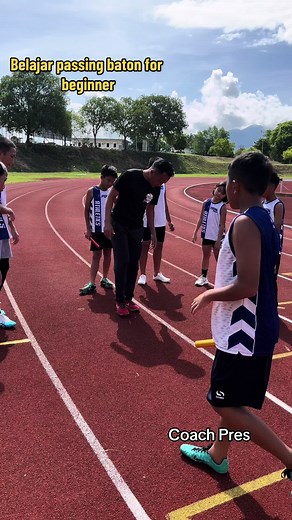 Passing Baton for Beginner: Learn the Basics with Coach Pres