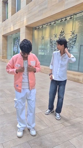 ✪ on Instagram: "Nothing beats a good duo ootd . . . . #ootd td #fashionreels #outfitoftheday.. #explore #instagram #fyp #ootdmagazine #faisan #outdoorphotography"