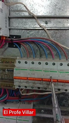 panel observations #basicelectricity #electriccurrent #electrician #electricity