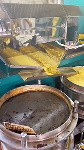 29K views · 324 reactions | A kind of edible oil used for cooking #oilpressmachine #foryouシ #oilpress | Oilpress machine | Facebook