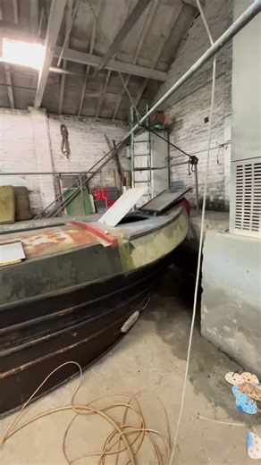 Hillmorton Boat Services on Reels