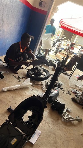 Understanding the Symbolism of Recycling and Peace