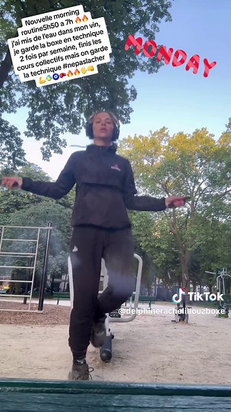 Nouvelle morning routine5h50 a 7h 🔥🔥j’ai mis de l’eau dans mon vin, je garde la boxe en technique 2 fois par semaine, finis les cours collectifs mais on garde la technique #nepaslacher 💪🐠🧿🥊🔥🔥🖐️👊 #vivelesport #jegardelatechniqueavecmoncoach #changementderoutinesportive #nopainnogain #onlachepas #footing #mental #forcemental #followme #cardio #kiff #strong #goodvibes #memeandme #preparationceinturenoire #boxeuse #besttime #muaythai #cordeasauter