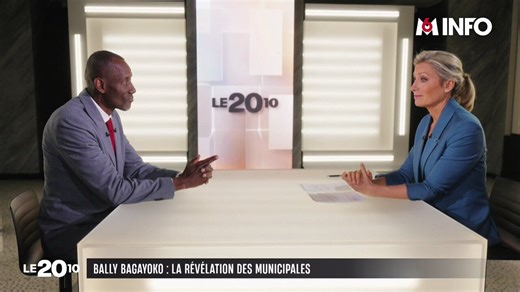 Non, Bagayoko n’est pas le Obama français. Lui n’est pas un criminel de guerre qui a ordonné des frappes de drones sur des fêtes de mariage au Yemen tuant des centaines de civils par exemple.Vous vous rendez compte du racisme de la comparaison ?