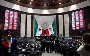 El poder constituido está atacando al poder constituyente: Figueroa | Video