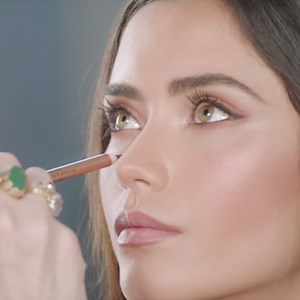 How To Fake Freckles With Makeup | Charlotte Tilbury