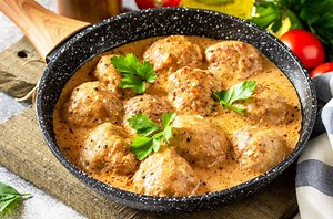 Znów brakuje ci pomysłu na obiad? Oto danie, które szybko zrobisz i równie szybko zjesz