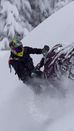 All gas, no brakes. Altitude 2.0 Carbon Fiber in Ultra Beast is sure to make a statement 🤘🏻 _____ #fuelingyourpassion #509inc #509 #snowmobile | 509