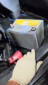 How to Replace Toyota Aqua Battery