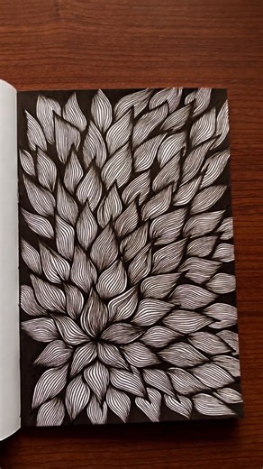 Nila🌸 | 🌿Petals in a bunch",,🌿 Day 2/365 Circular Floral Patterns are a type of design that includes floral motifs in a circular shape [Day 2,... | Instagram