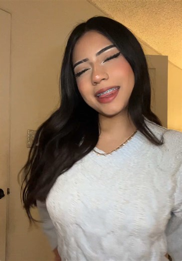 𝒥𝑜𝒽𝒶𝓃𝓃𝒶 (@hannnqi)’s videos with Needs - Verzache