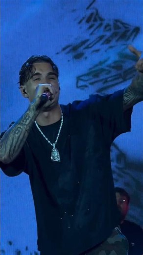 CAPO PLAZA #capoplaza #italy #trapper #viralvideo #money #concert #livemusic #rap #milano #lyrics