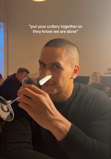 How to Properly Set Cutlery After Eating