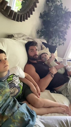 Stuck in the middle ☺️ #fypシ