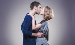 Jews and Arabs from Israel kiss in response to book ruling – video