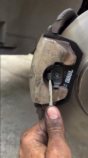 ​Brake Pad Replacement: Fitting the Retaining Clips