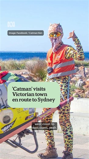 From Japan to the open roads of Australia. 🇯🇵🐈 Kentaro Jin, also known as Catman, has spent two years travelling the country. This week he's reached another major moment in his journey. | ABC Asia