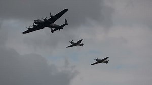 Watch this 102-foot wingspan jet roar with 4 Merlin engines