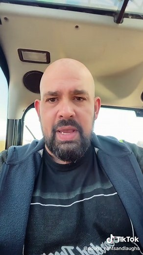 He’s actually a nice guy, but he would’ve been a flat guy if I hadn’t spotted him. #fyp #foryoupage #constructionlife #telehandler