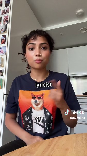 Understanding Lyrics: A Deep Dive into Songwriting