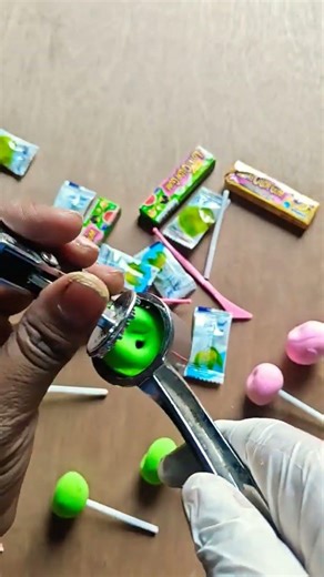 🍬 Don’t Blink… This Lollipop Will Shatter 😳#shorts #viral #fyp #satisfying