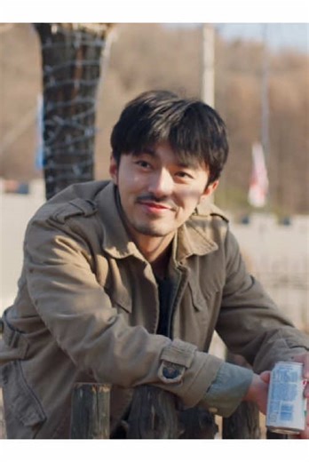 The Best Hunters Often Appear as Prey