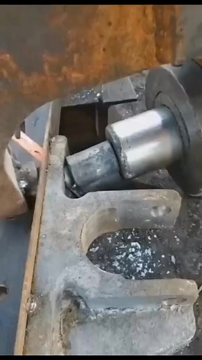 1.5M views · 3.1K reactions | #SteelProduction #SteelIndustry #SteelManufacturing #SteelTechnology #SteelInnovation #SustainableSteel #SteelMaking #SteelRecycling #FutureOfSteel | Lucas | Facebook